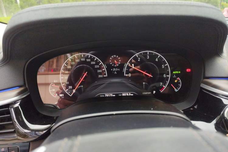 Used BMW 5 Series 2019 530Li Leading Model Luxury Package Instrument Cluster