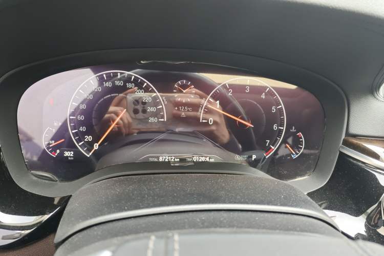 Used BMW 5 Series 2019 525Li Luxury Package Instrument Cluster