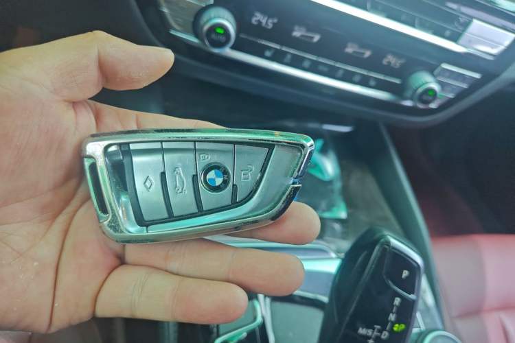 Used BMW 5 Series 2019 Facelifted 530Li Leading Edition M Sport Package Interior 1