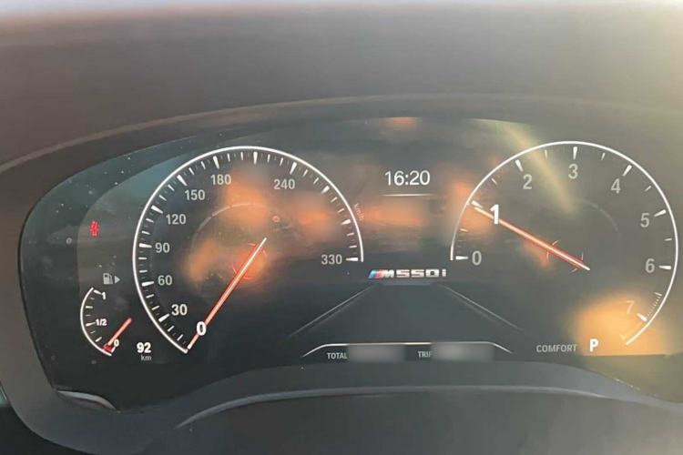 Used BMW 5 Series 2019 530Li Leading Model M Sport Package Interior 1