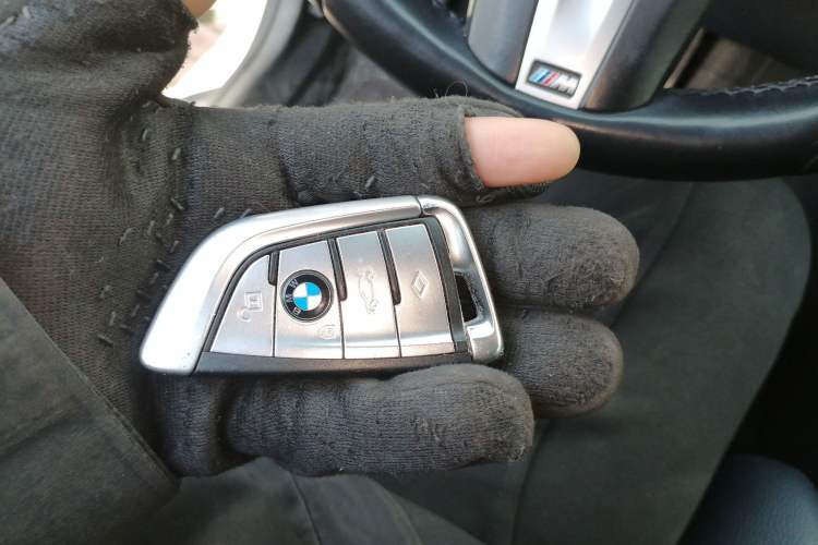 Used BMW 5 Series 2019 525i M Sport Package Interior 1