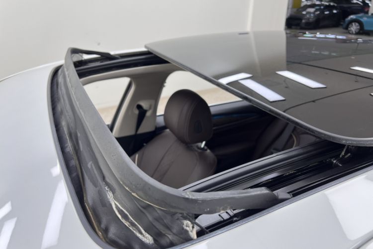 Used BMW 5 Series 2019 Facelifted 530Li Luxury Edition Premium Package Interior 13