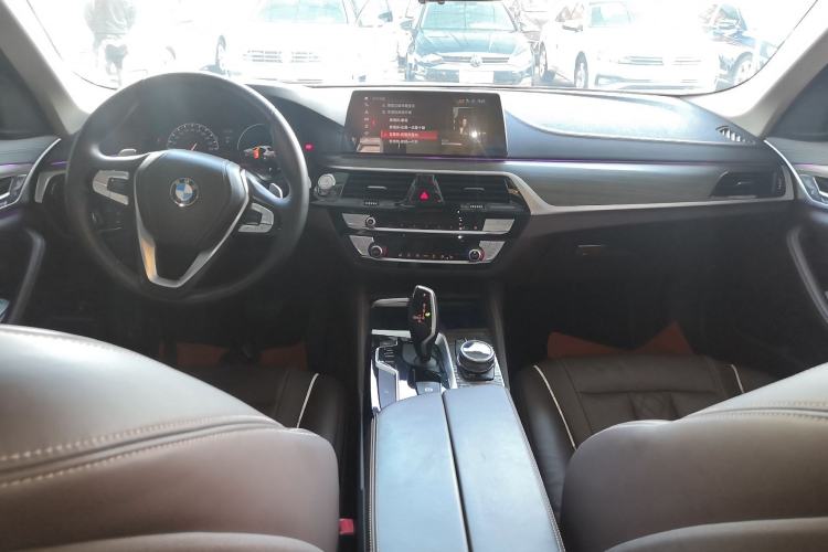 Used BMW 5 Series 2019 Facelifted 530Li Leading Edition Luxury Package Interior 2