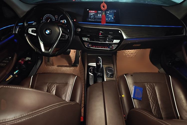 Used BMW 5 Series 2019 Facelifted 530Li Luxury Edition Premium Package Interior 2
