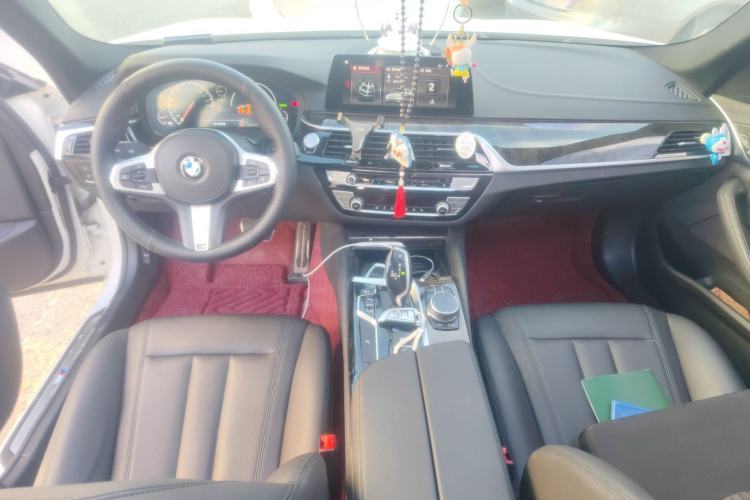 Used BMW 5 Series 2019 525Li M Sport Package Interior 2