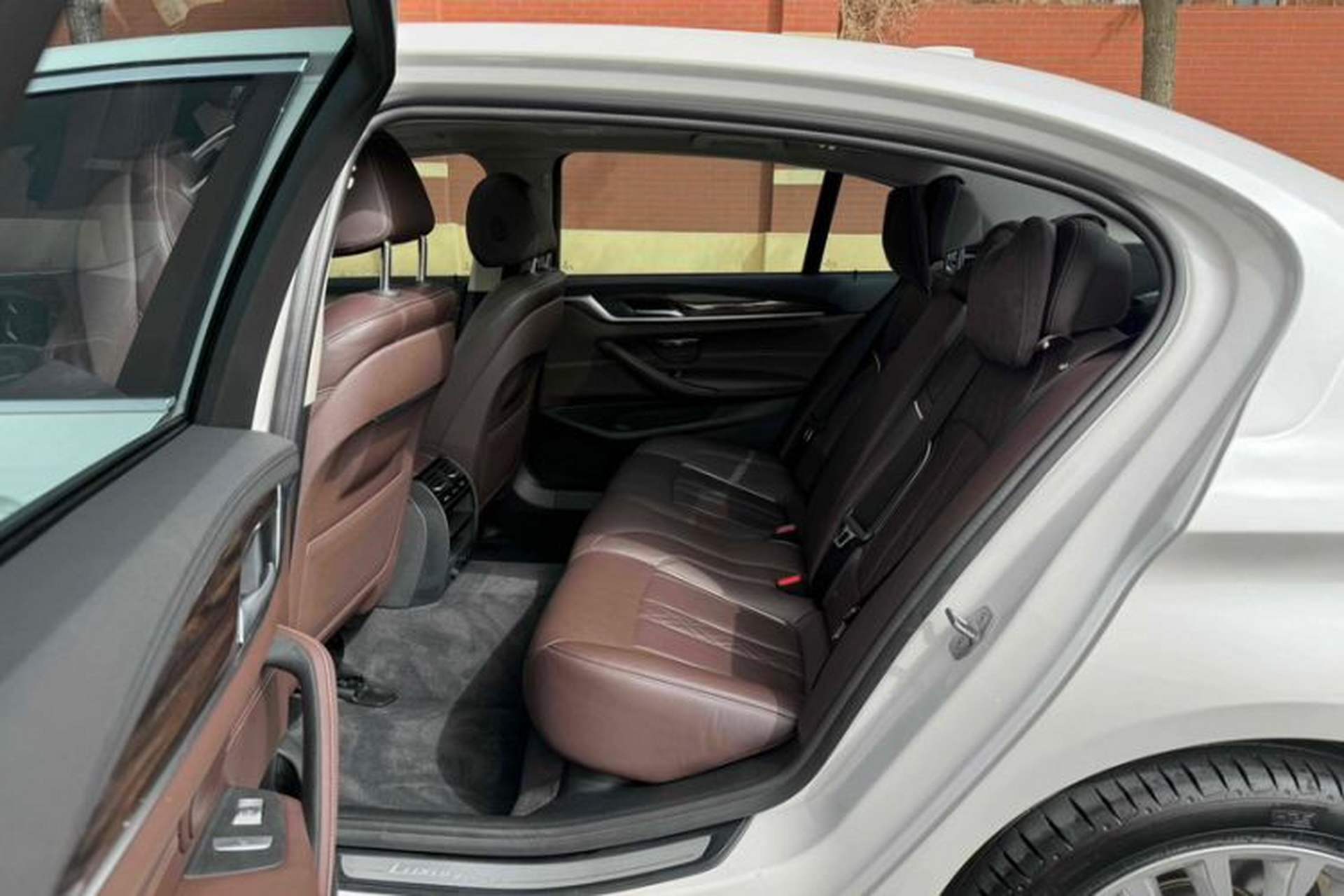 Used BMW 5 Series 2019 Facelifted 530Li Leading Edition Luxury Package Interior 3