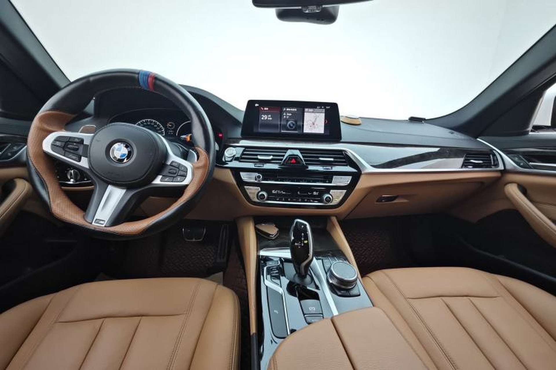 Used BMW 5 Series 2019 530Li Leading Model M Sport Package Interior 5