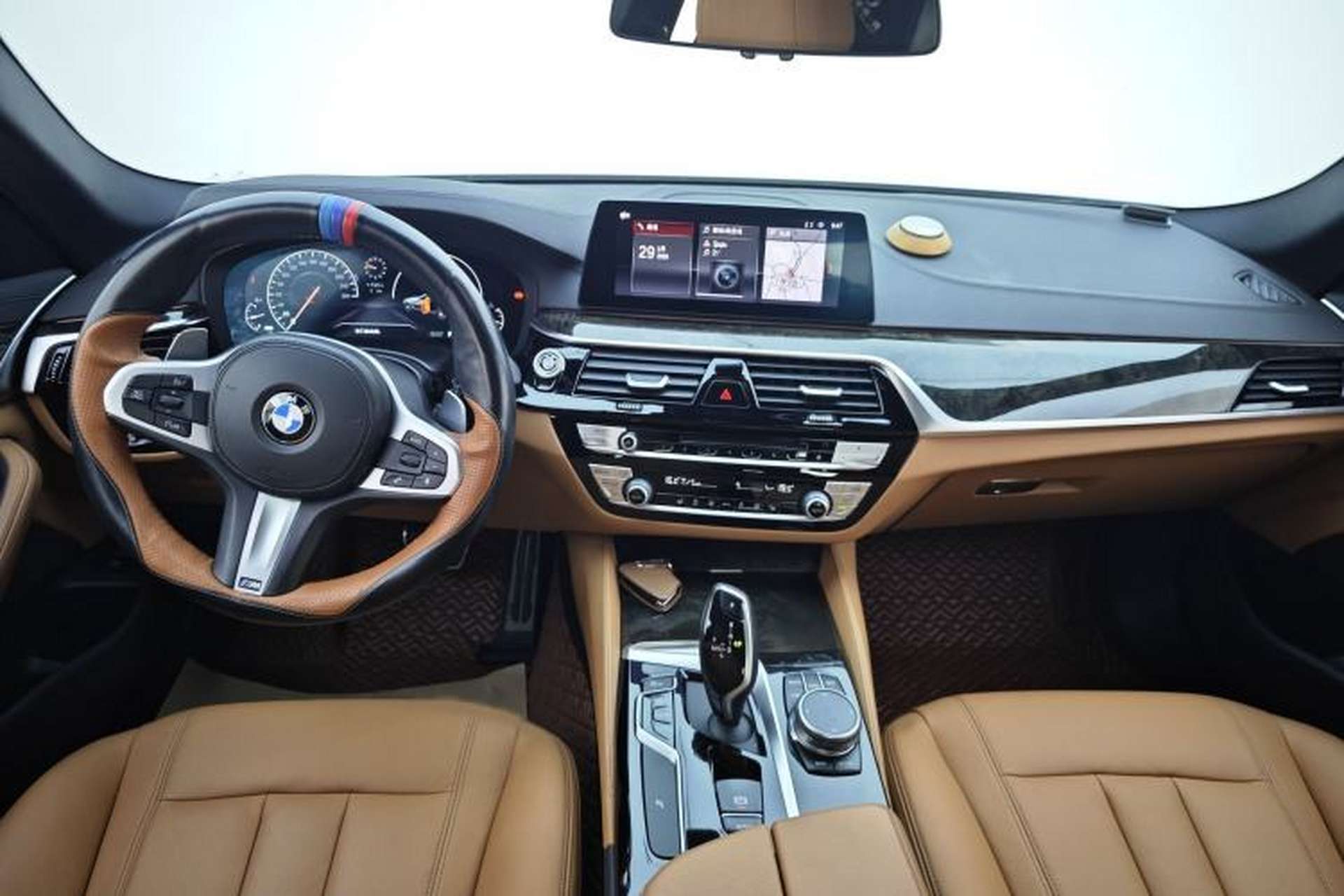 Used BMW 5 Series 2019 530Li Leading Model M Sport Package Interior 7