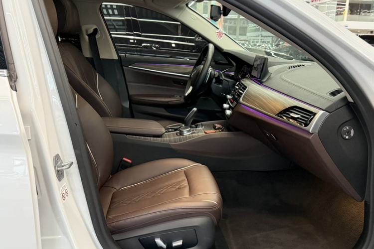 Used BMW 5 Series 2019 Facelifted 530Li Leading Edition Luxury Package Interior 7