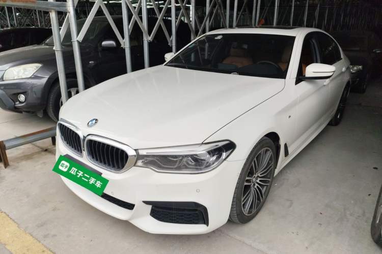 Used BMW 5 Series 2019 530i M Sport Package Guazi used car, China used car export, Used car for sale, Used  cars, Cheapest cars for sale