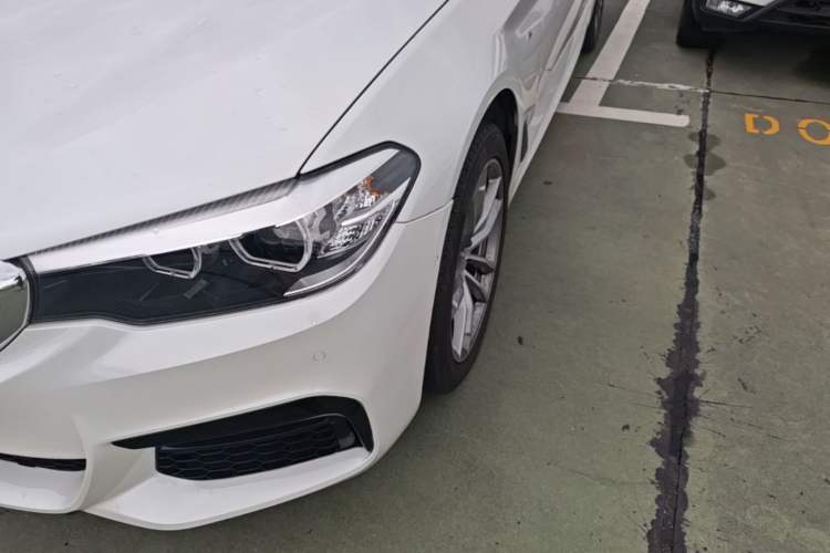 Used BMW 5 Series 2019 525Li M Sport Package Left Front Headlight