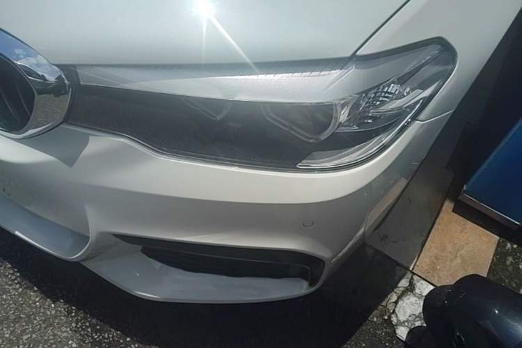 Used BMW 5 Series 2019 Facelifted 530Li Leading Edition M Sport Package Left Front Headlight