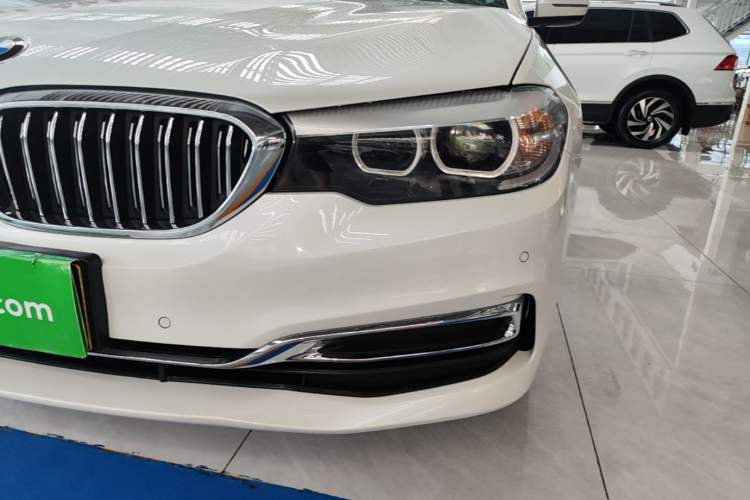 Used BMW 5 Series 2019 Facelifted 530Li Leading Edition Luxury Package Left Front Headlight