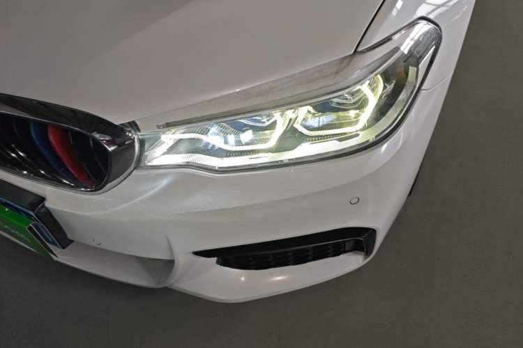 Used BMW 5 Series 2019 530Li Luxury Edition M Sport Package Left Front Headlight
