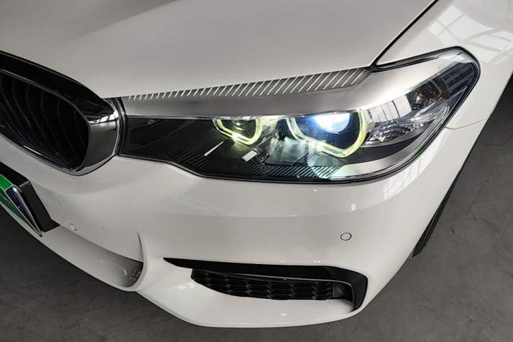 Used BMW 5 Series 2019 530Li xDrive M Sport Package Left Front Headlight