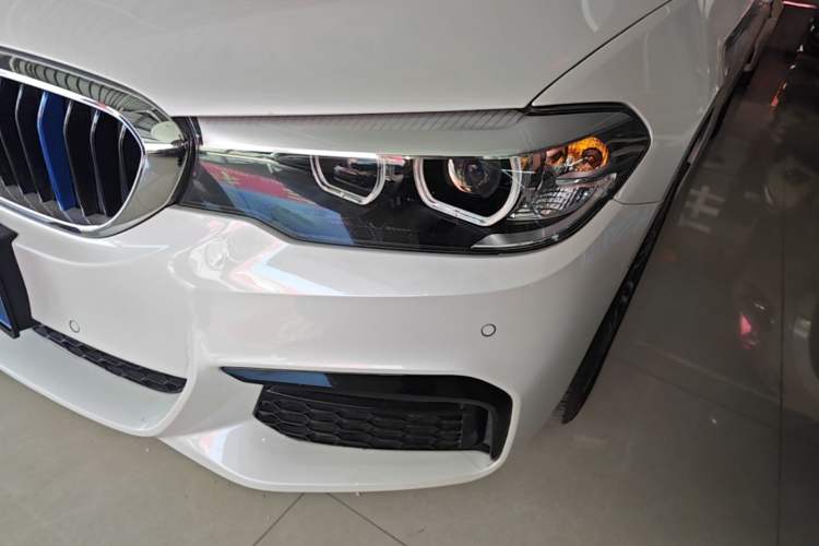 Used BMW 5 Series 2019 530Li Leading Model M Sport Package Left Front Headlight
