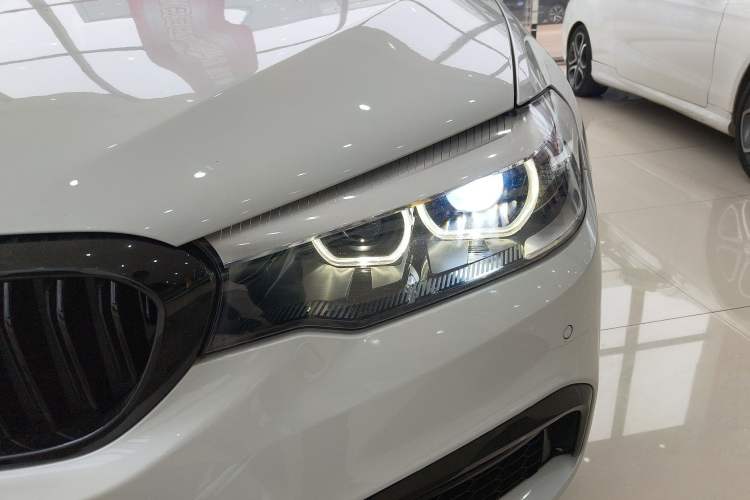 Used BMW 5 Series 2019 530Li Leading Model M Sport Package Left Front Headlight