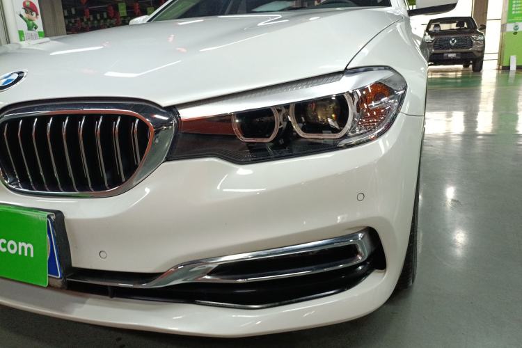 Used BMW 5 Series 2019 530Li Leading Model Luxury Package Left Front Headlight