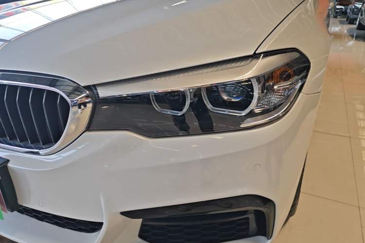 Used BMW 5 Series 2019 530Li Leading Model M Sport Package Left Front Headlight