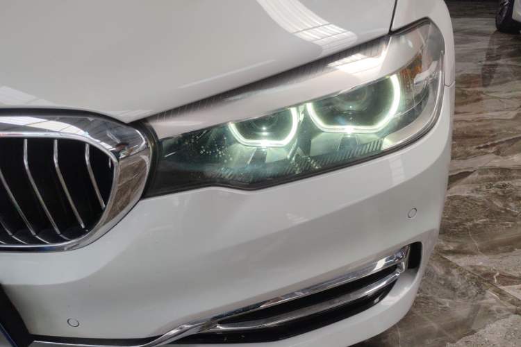 Used BMW 5 Series 2019 Facelifted 530Li Leading Edition Luxury Package Left Front Headlight