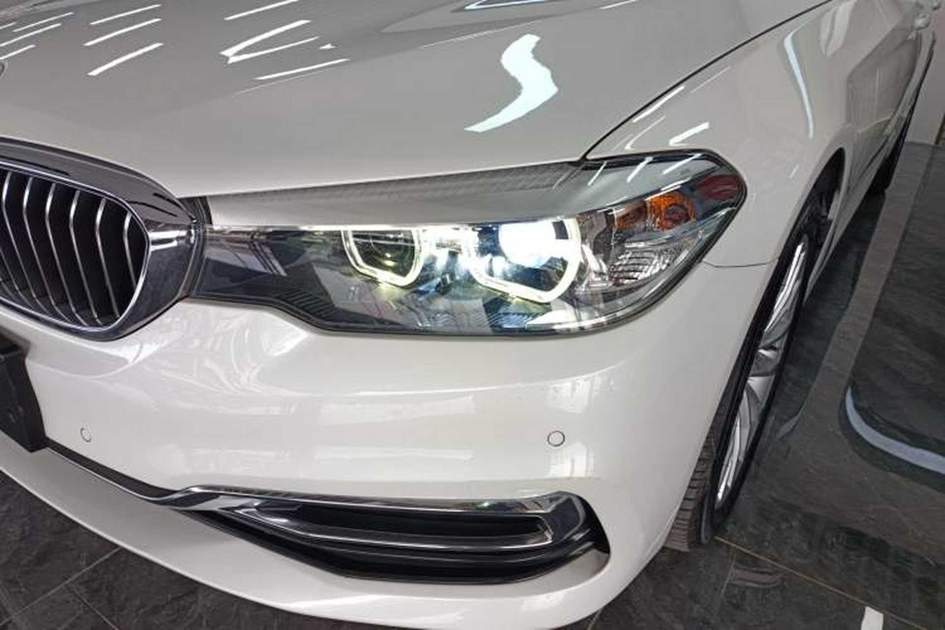 Used BMW 5 Series 2019 530Li Leading Model Luxury Package Left Front Headlight