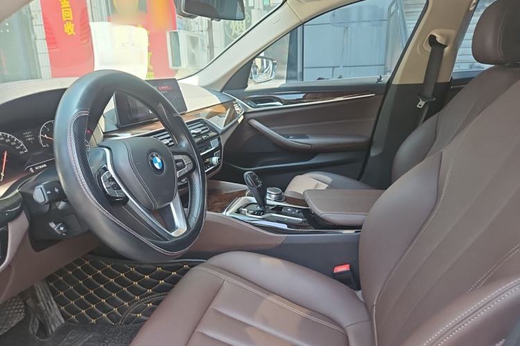 Used BMW 5 Series 2019 525Li Luxury Package Left Front Seat