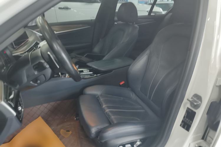 Used BMW 5 Series 2019 Facelifted 530i M Sport Package Left Front Seat