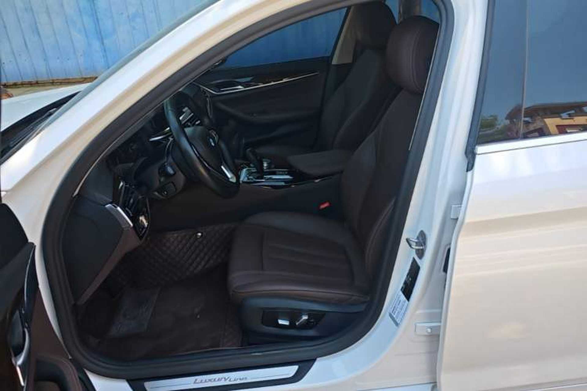 Used BMW 5 Series 2019 Facelifted 525Li Luxury Package Left Front Seat