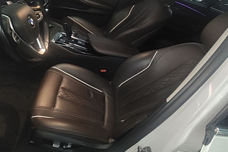 Used BMW 5 Series 2019 Facelifted 530Li Leading Edition Luxury Package Left Front Seat