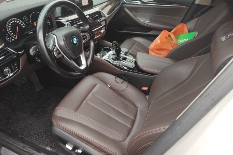 Used BMW 5 Series 2019 Facelifted 525Li Luxury Package Left Front Seat
