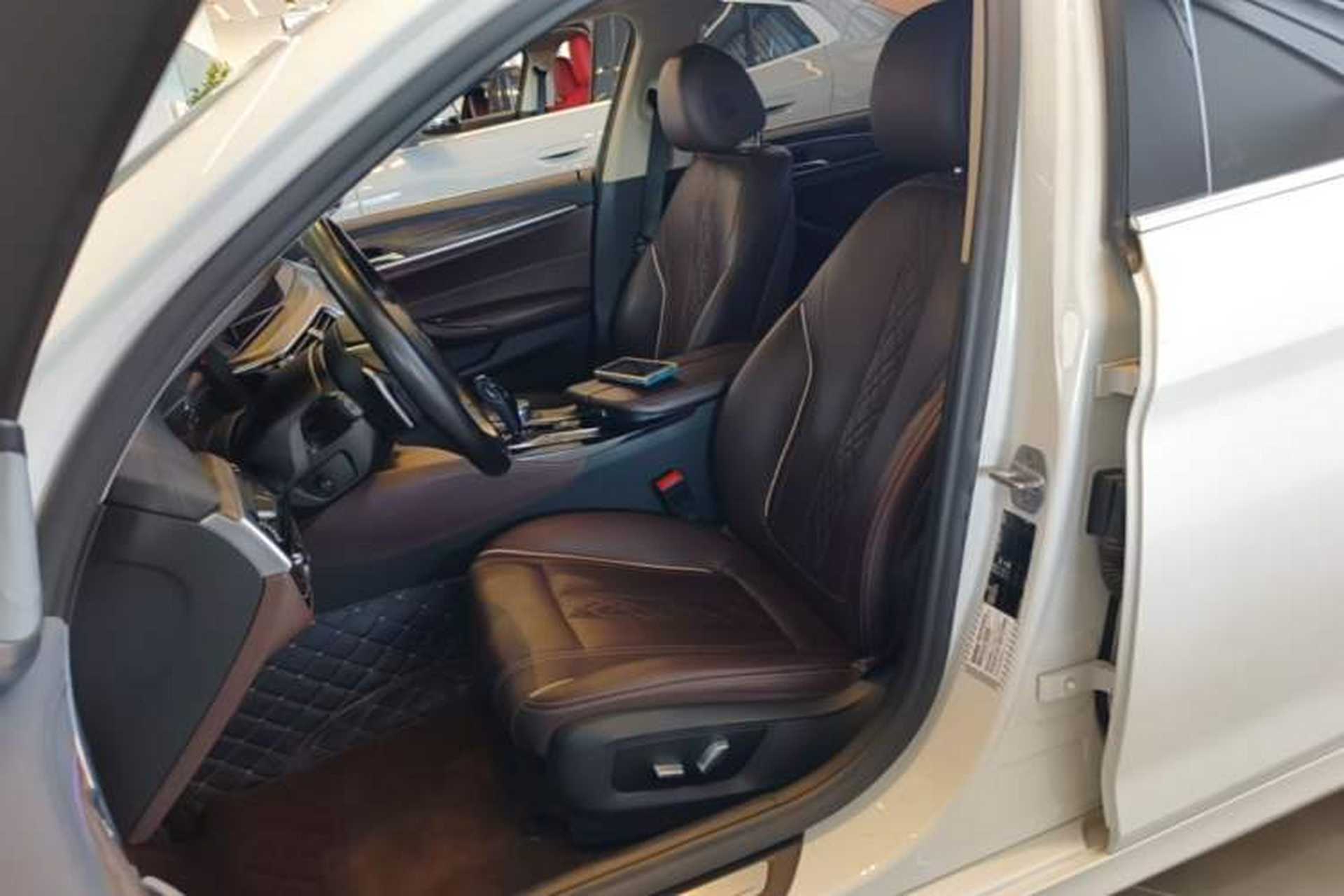 Used BMW 5 Series 2019 530Li Luxury Edition Premium Package Left Front Seat