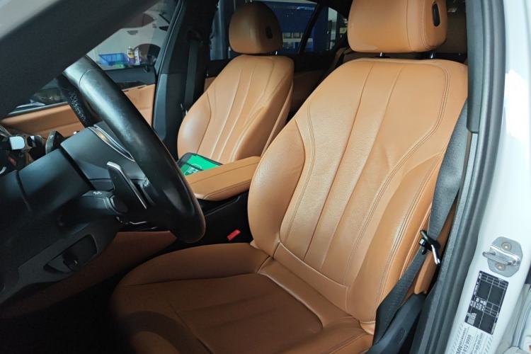 Used BMW 5 Series 2019 530Li Leading Model M Sport Package Left Front Seat