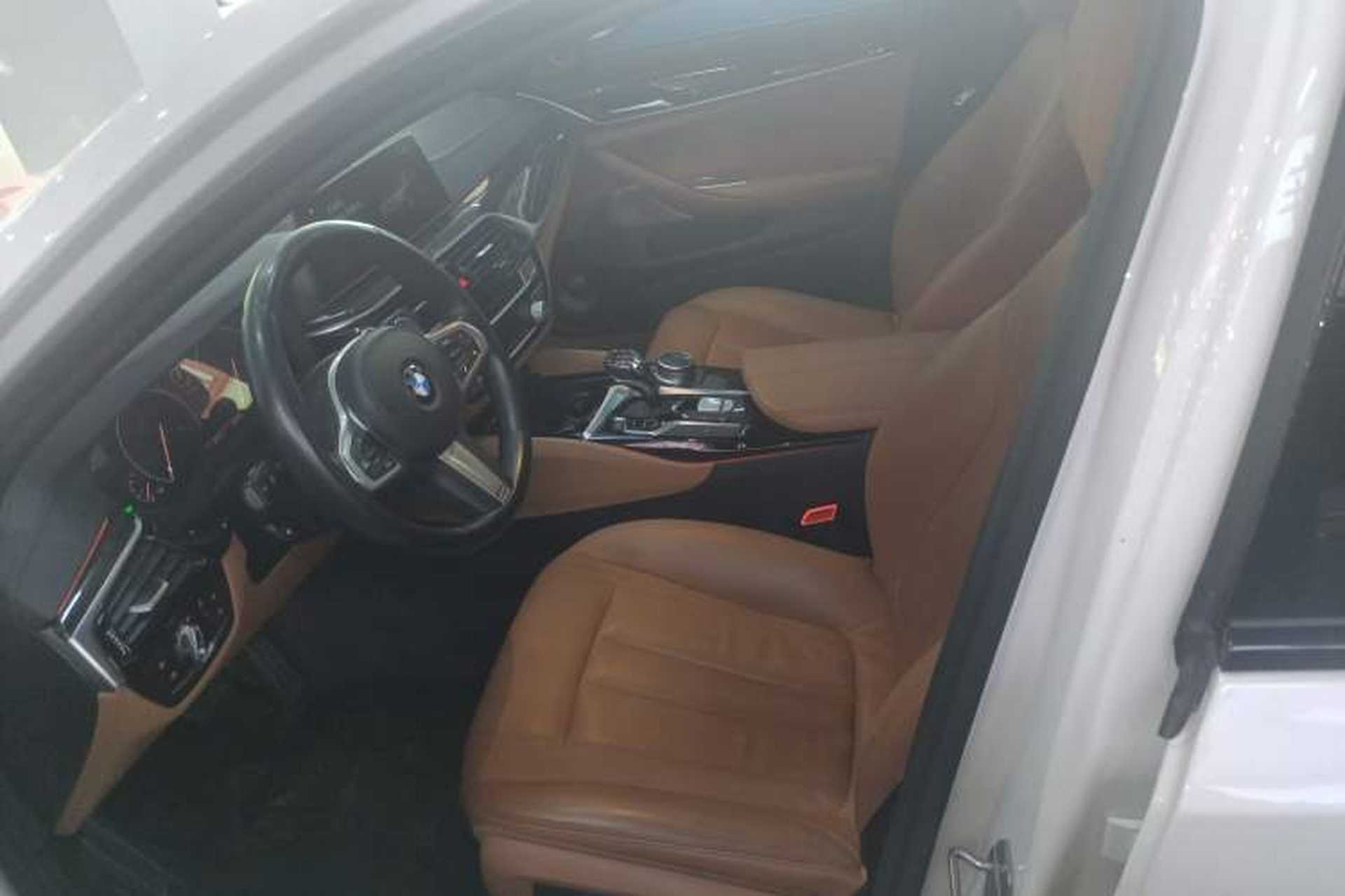 Used BMW 5 Series 2019 530Li Leading Model M Sport Package Left Front Seat