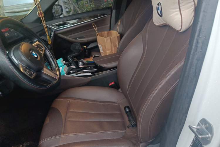 Used BMW 5 Series 2019 525Li M Sport Package Left Front Seat