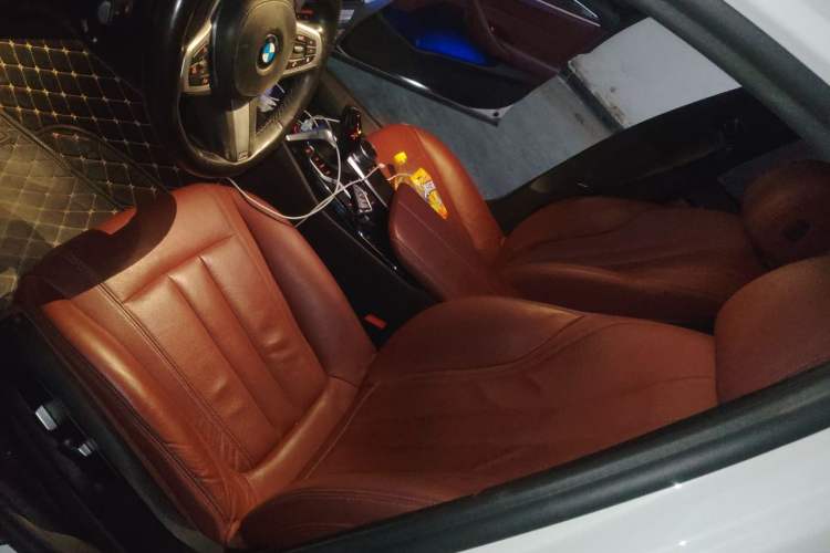 Used BMW 5 Series 2019 530Li Leading Model M Sport Package Left Front Seat