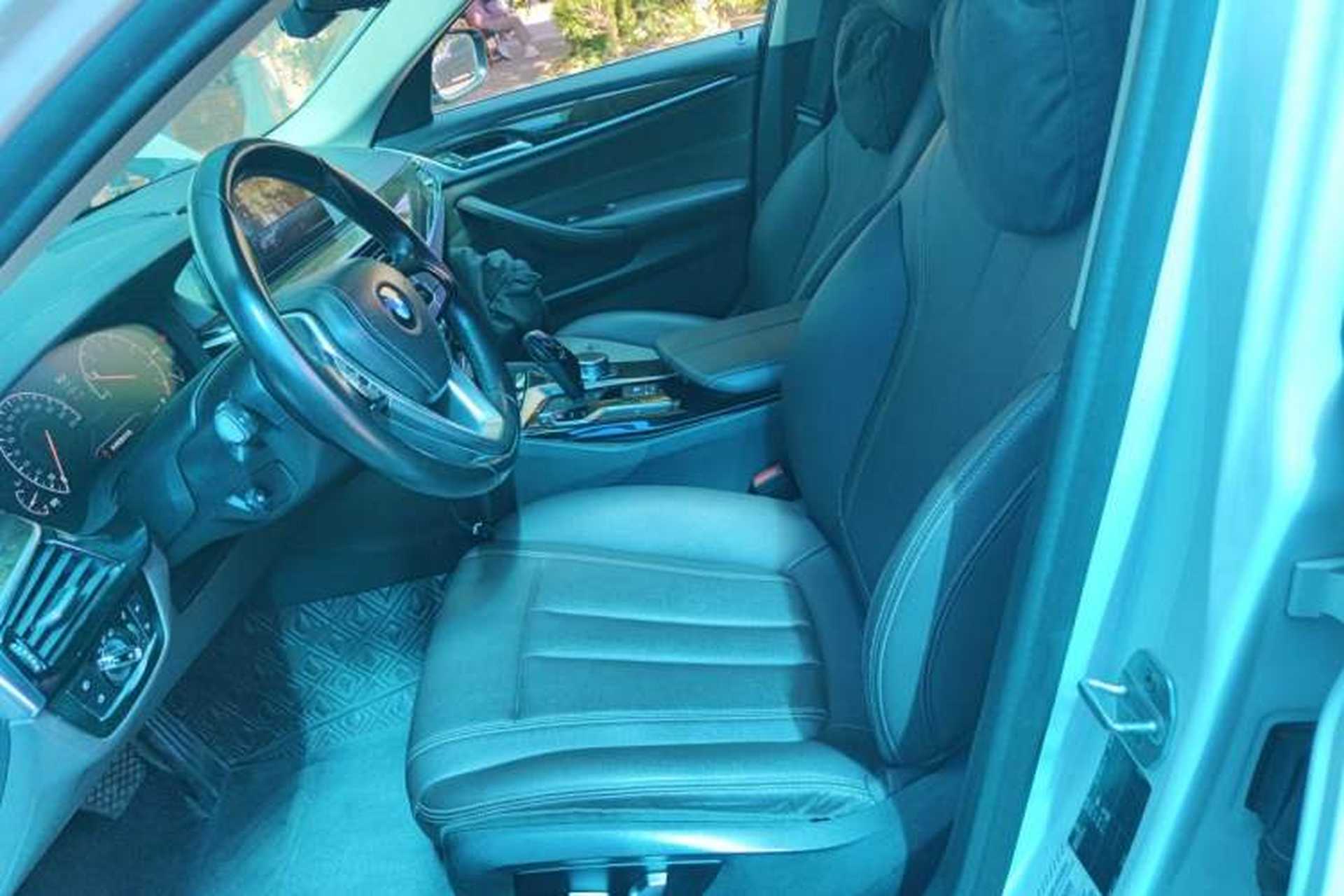 Used BMW 5 Series 2019 525Li Luxury Package Left Front Seat