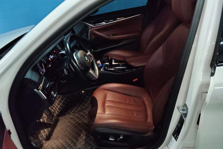 Used BMW 5 Series 2019 530Li xDrive M Sport Package Left Front Seat