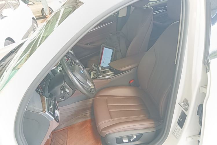 Used BMW 5 Series 2019 525Li Luxury Package Left Front Seat