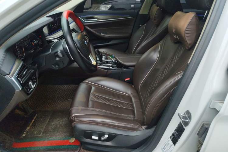 Used BMW 5 Series 2019 530Li Leading Model Luxury Package Left Front Seat