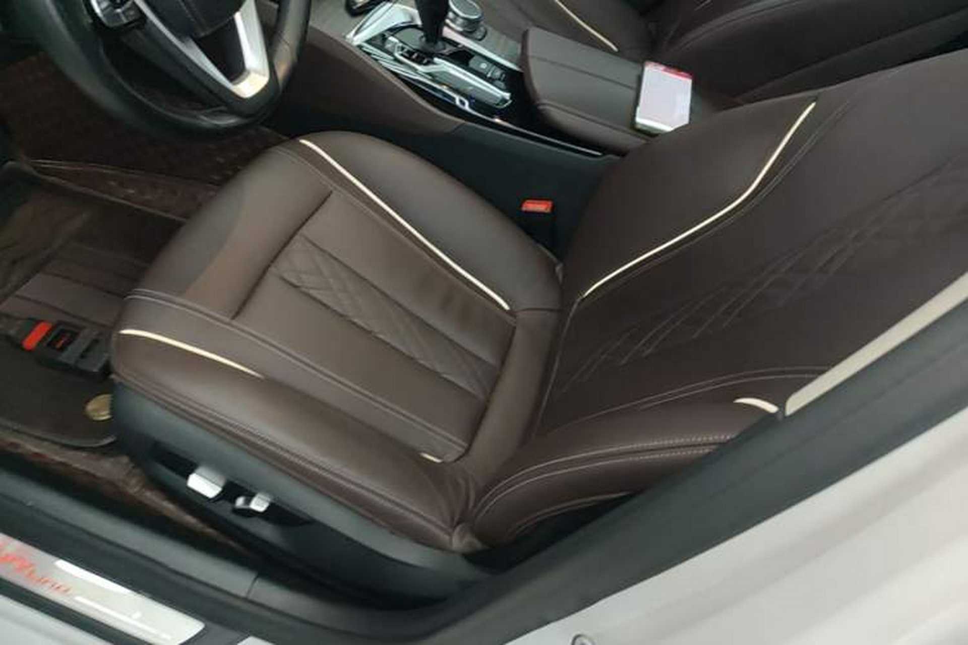 Used BMW 5 Series 2019 530Li xDrive Luxury Package Left Front Seat