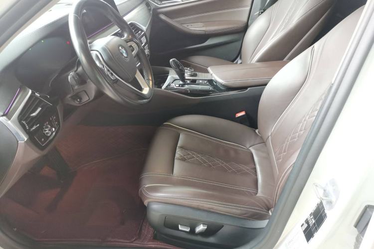 Used BMW 5 Series 2019 Facelifted 530Li Leading Edition Luxury Package Left Front Seat