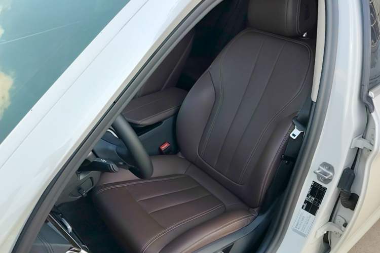 Used BMW 5 Series 2019 Facelifted 525Li Luxury Package Left Front Seat