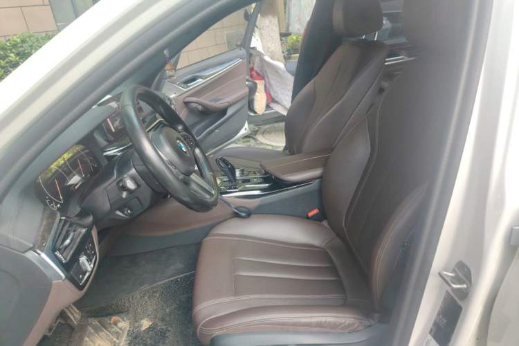 Used BMW 5 Series 2019 525Li M Sport Package Left Front Seat