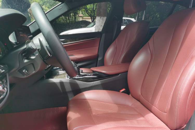 Used BMW 5 Series 2019 530Li Leading Model M Sport Package Left Front Seat