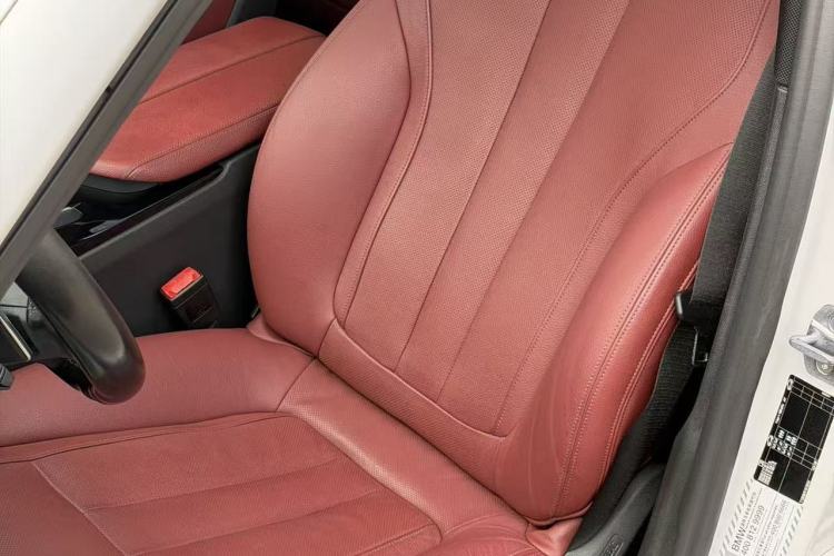 Used BMW 5 Series 2019 530Li Luxury Edition M Sport Package Left Front Seat