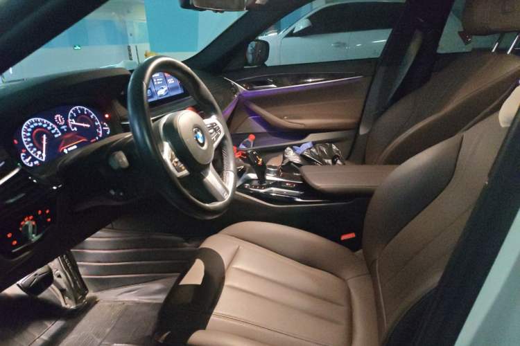 Used BMW 5 Series 2019 525Li M Sport Package Left Front Seat