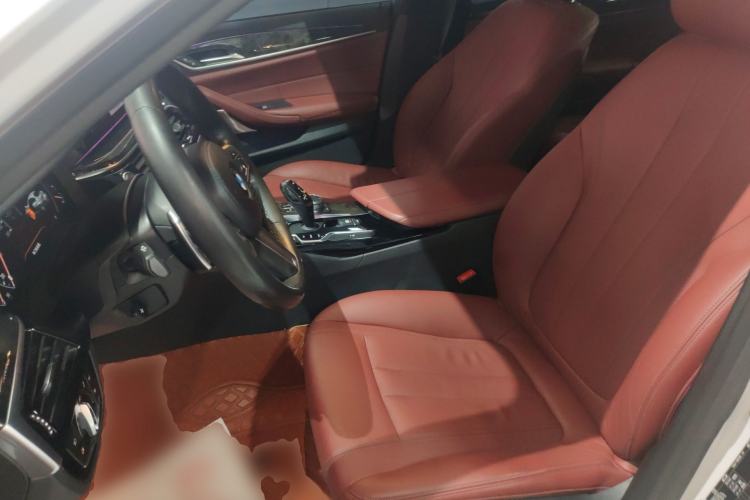 Used BMW 5 Series 2019 530Li Leading Model M Sport Package Left Front Seat