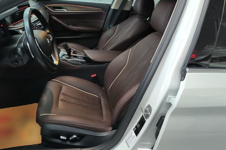 Used BMW 5 Series 2019 Facelifted 530Li Leading Edition Luxury Package Left Front Seat