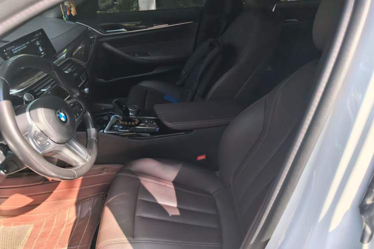 Used BMW 5 Series 2019 525Li M Sport Package Left Front Seat