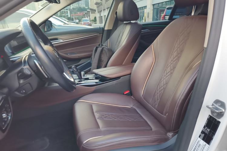Used BMW 5 Series 2019 Facelifted 530Li Leading Edition Luxury Package Left Front Seat